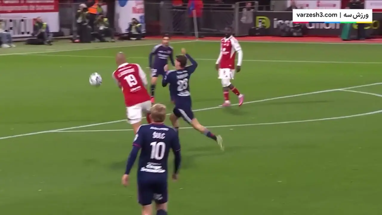 خلاصه بازی برست مقابل لیون را ببینید