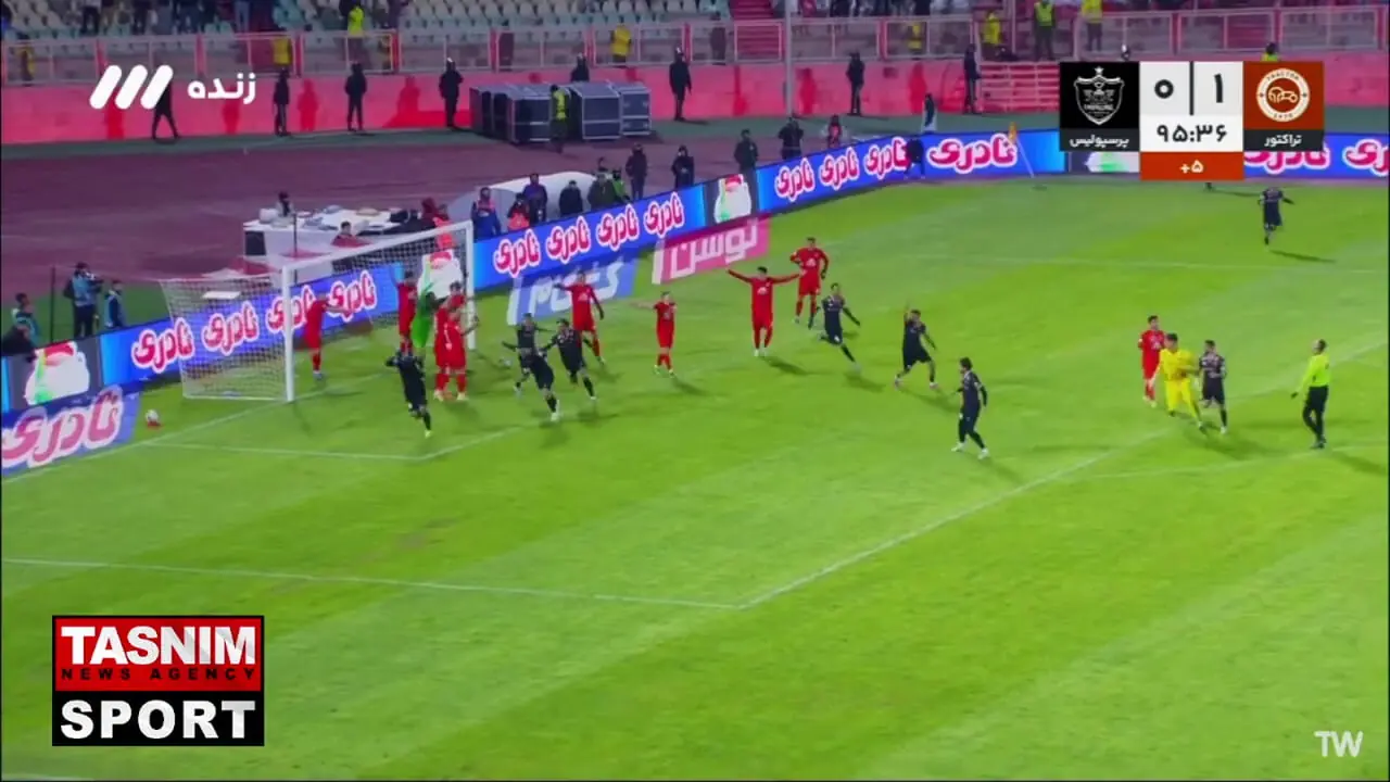گل اول پرسپولیس به تراکتور را ببینید