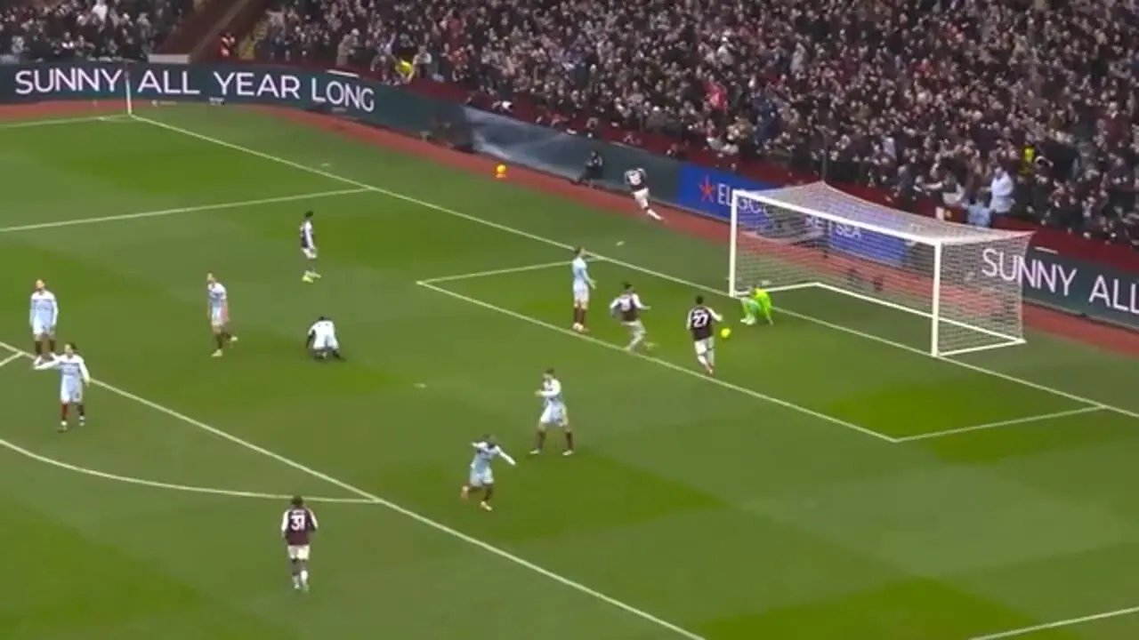 خلاصه بازی استون ویلا مقابل برنتفورد را ببینید