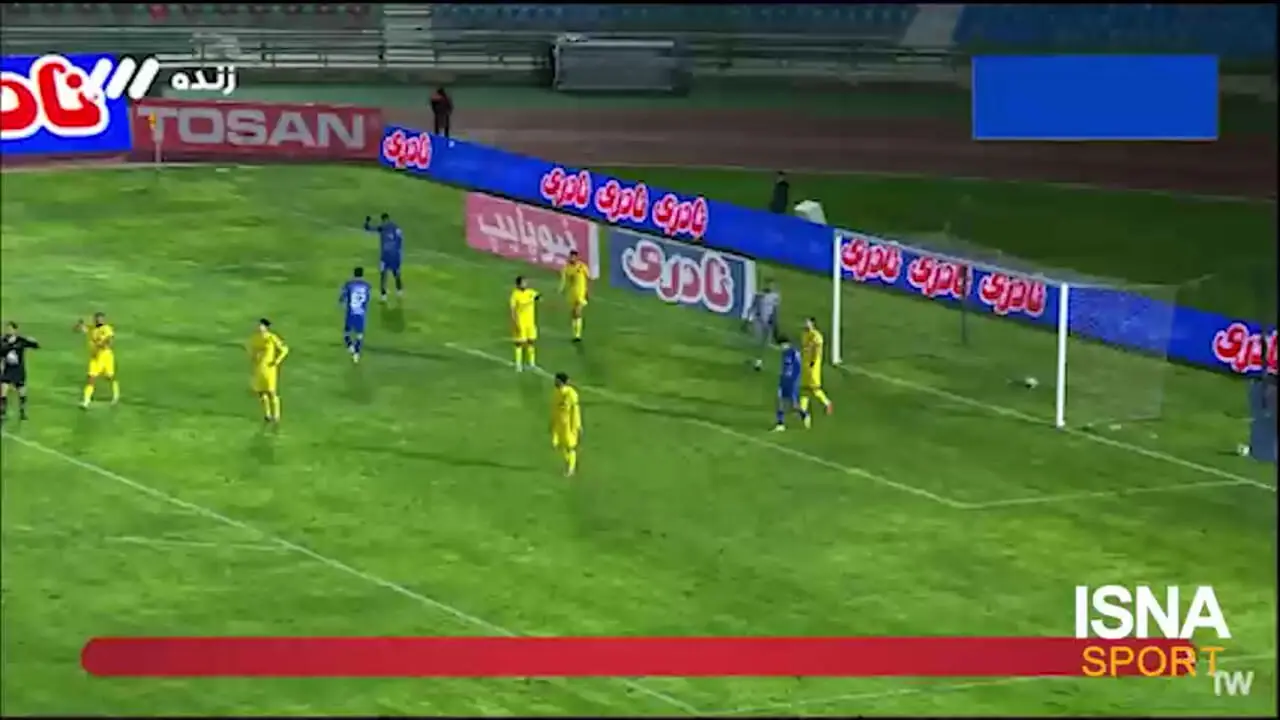 گل استقلال به شمس آذر که فدای پنالتی حریف شد