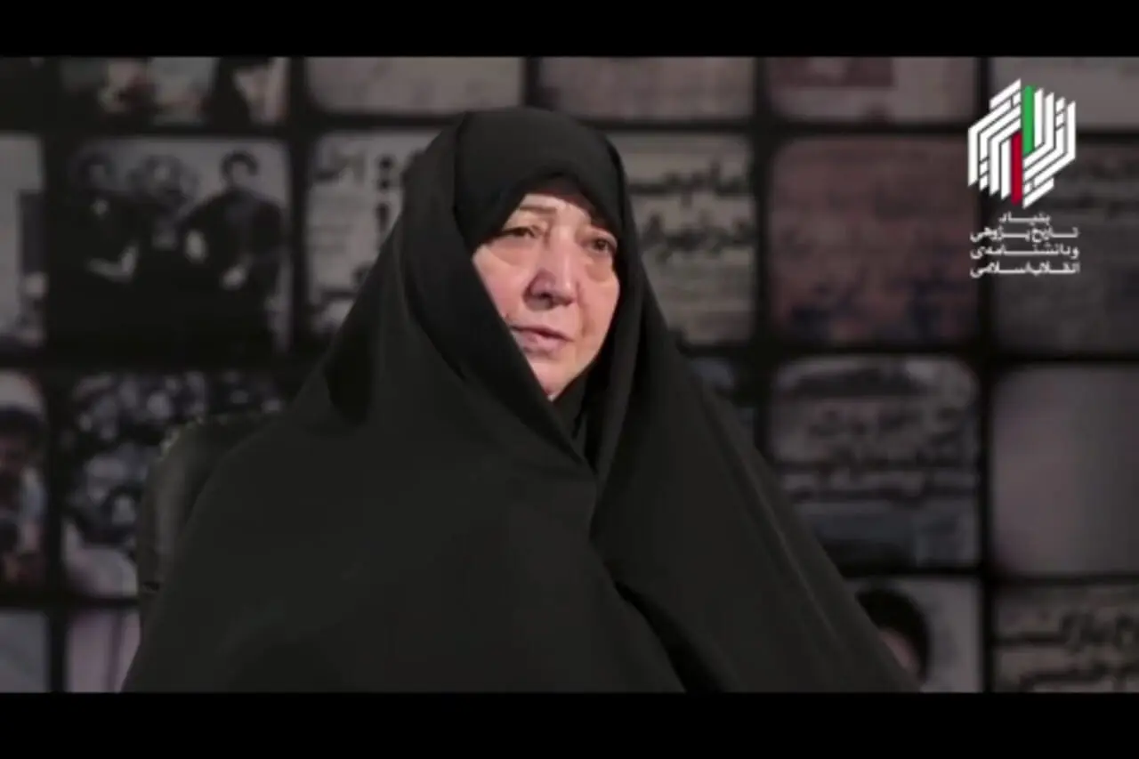 روضه‌خوانی فرزند آیت‌الله مجتبی خامنه‌ای برای مادرش